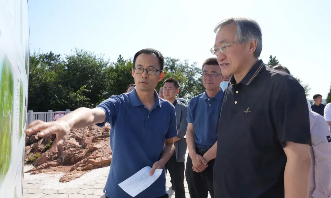 栾天猛调研.jpg